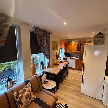 Downtown Historical House With Renovated Apartments Alesund Bagian luar foto