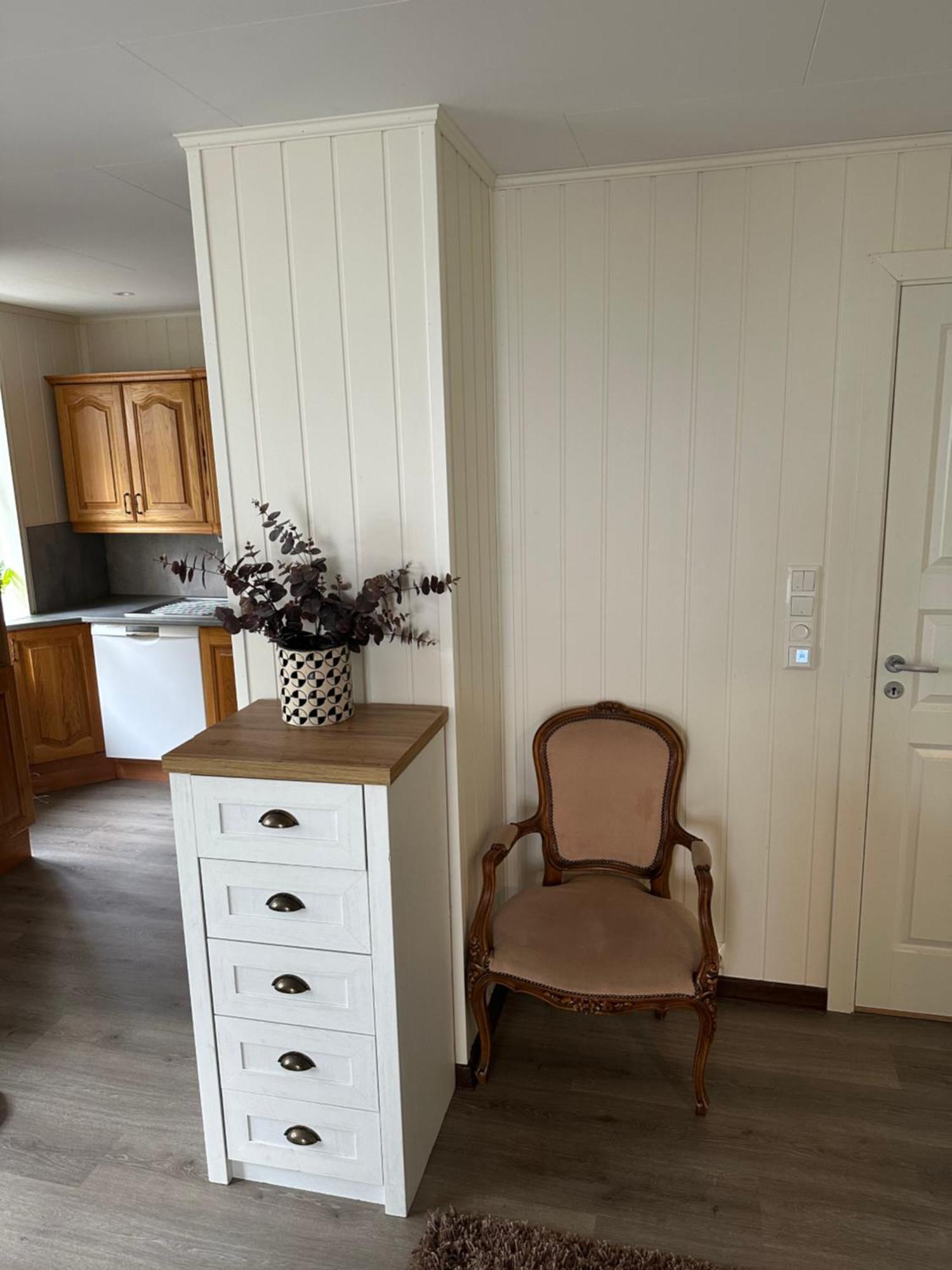 Downtown Historical House With Renovated Apartments Alesund Bagian luar foto